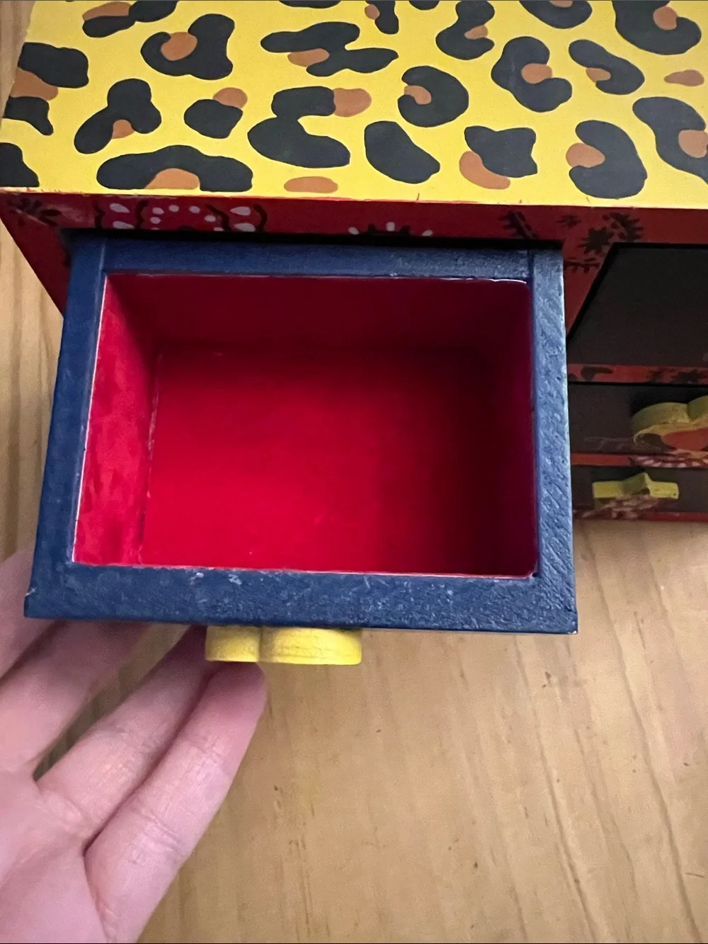 N/A children’s used organizer